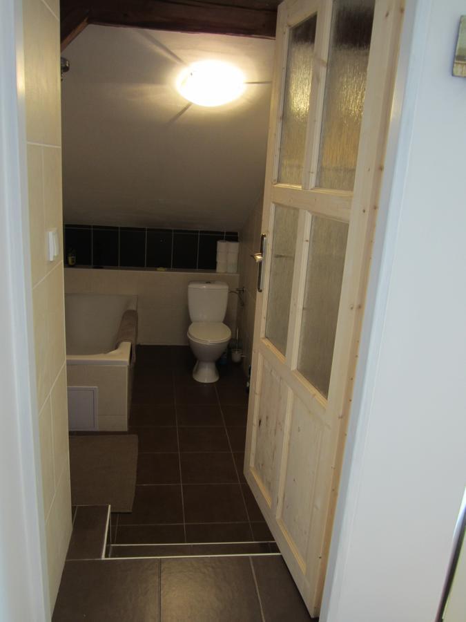 U Borovice Apartment
