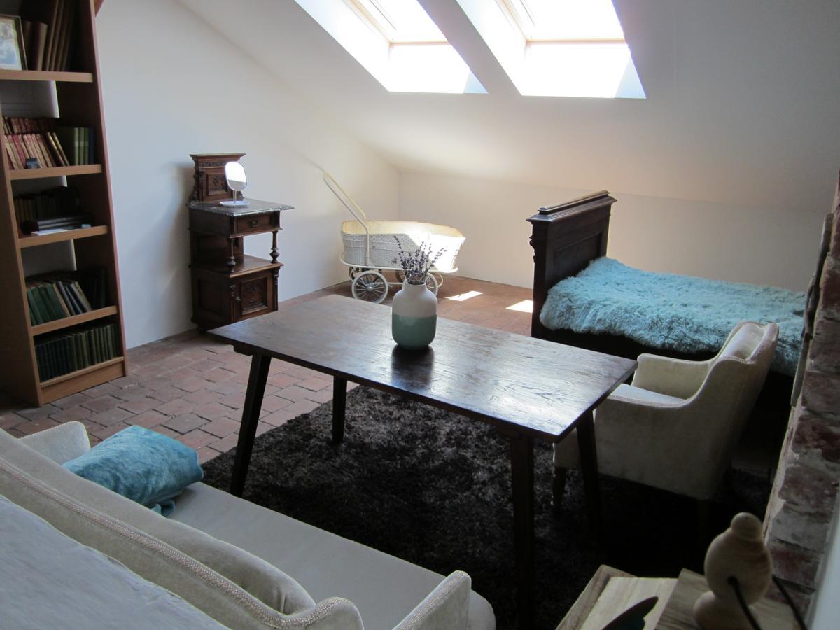 U Borovice Apartment *